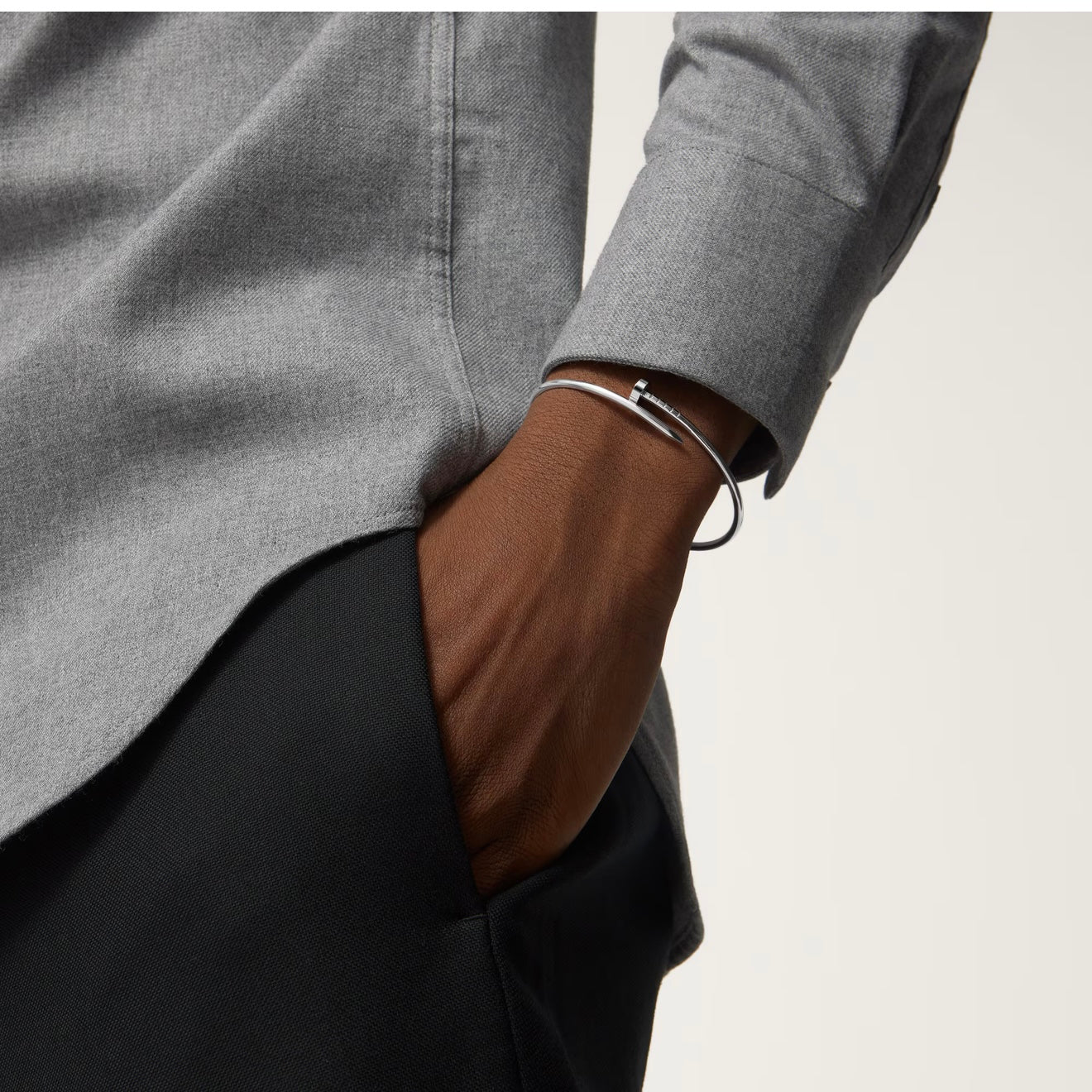 Bracelet clou argenté