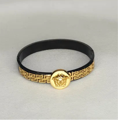 Bracelet motif Versace