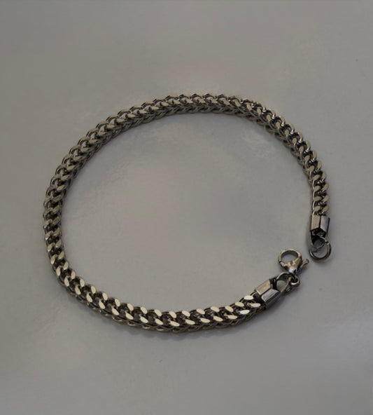 Glam bracelet