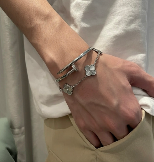 Duo clou & v.cleef silver