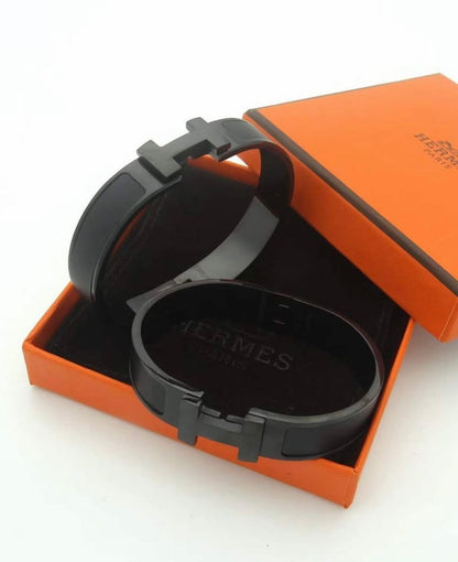 Hermès H