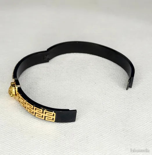 Bracelet motif Versace
