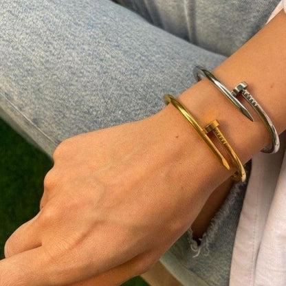 1 Cartier motif Clou